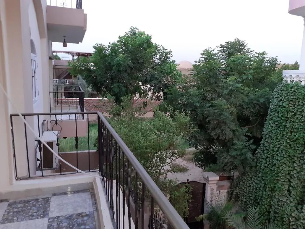 Villa Luxor With Pool
